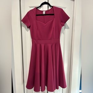 Pink sweetheart neck dress
